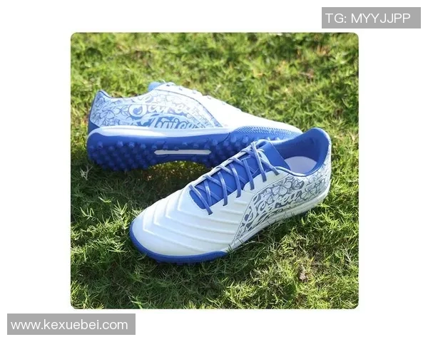 球星同款最帅足球鞋男款推荐 展现你独特球场魅力与时尚品味